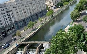 Old Town River View 123